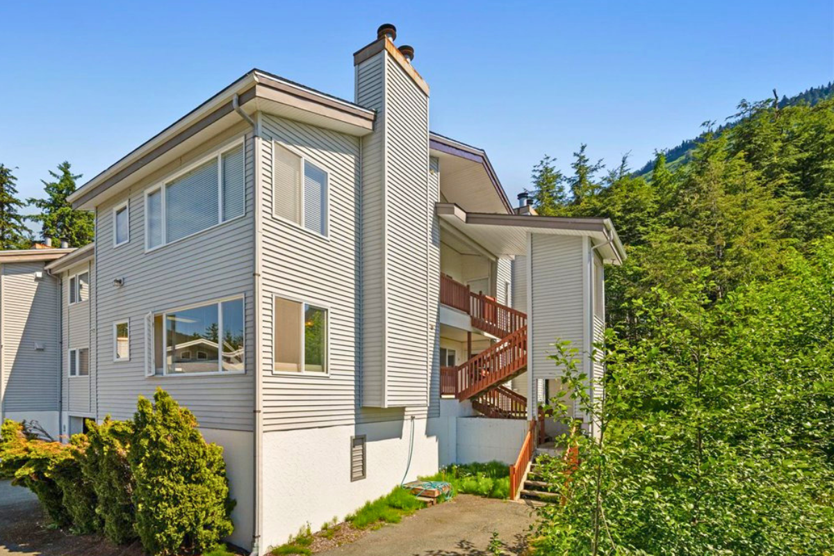 01 Exterior Cropped